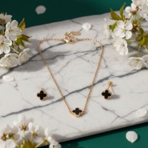 Black Clover Earring & Pendant Set